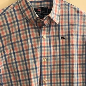 Vineyard vines boys size medium button down shirt
